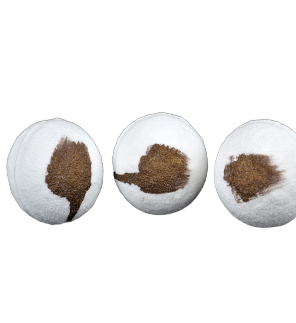 Coconut Cream Jumbo Bath Bomb with Apricot Oil - Vegan - SLS Free