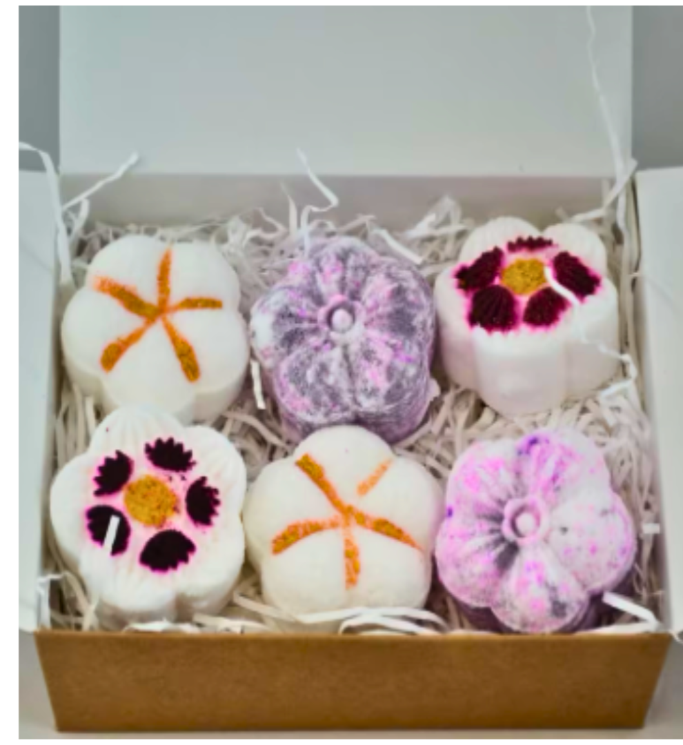 Mini Pamper Gift Shower Bomb Gift Box with 6 Shower Bombs- Vegan - Plastic Free Gift - SLS Free